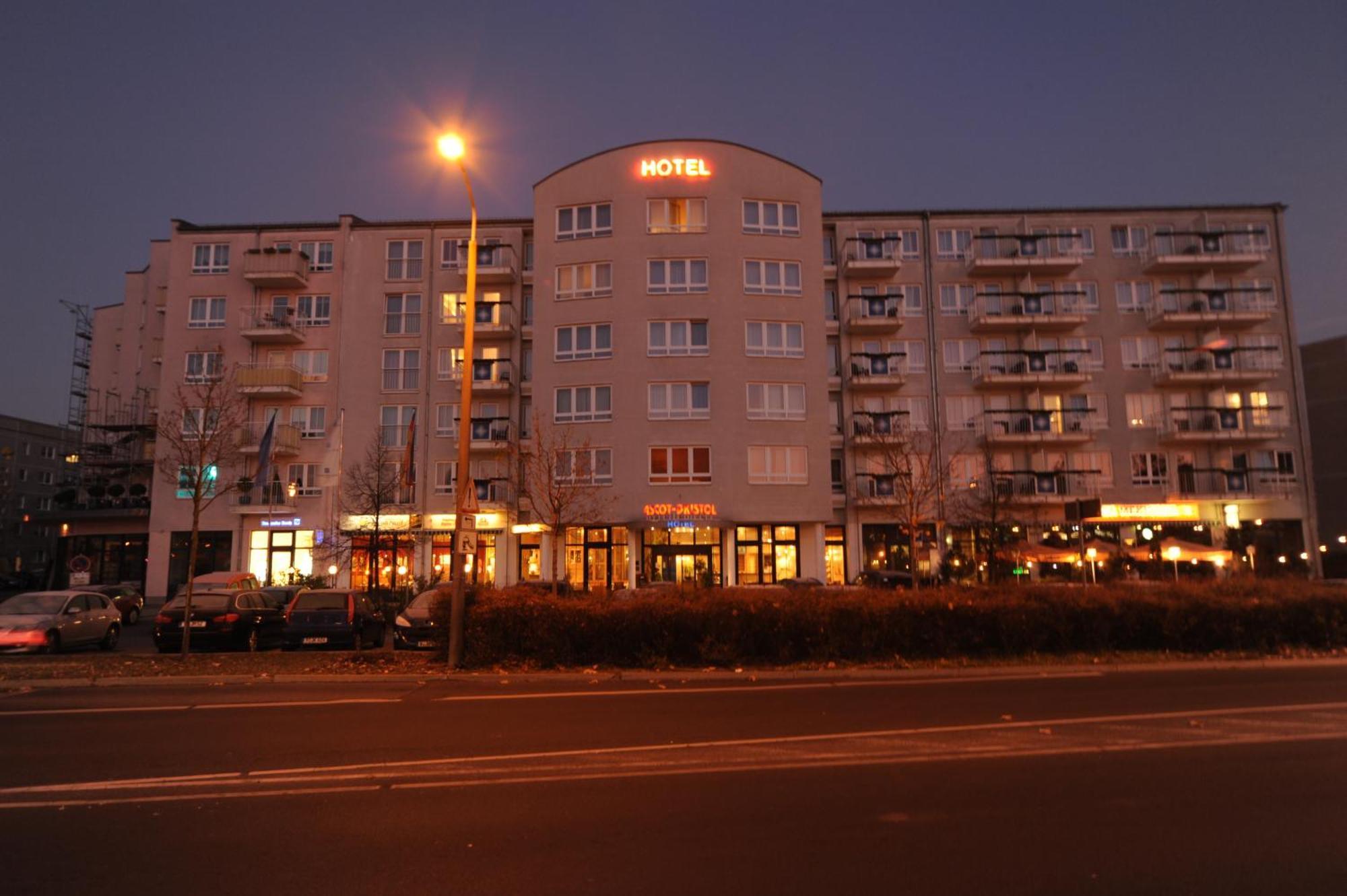 Hotel Ascot Bristol Potsdam Exterior foto